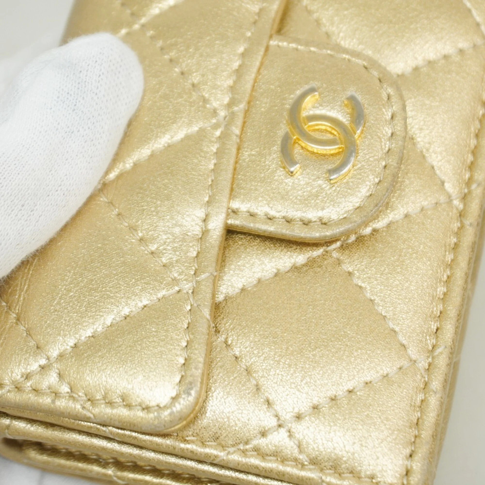 CHANEL Gold Lambskin Leather Wallet - Picture 6 of 11